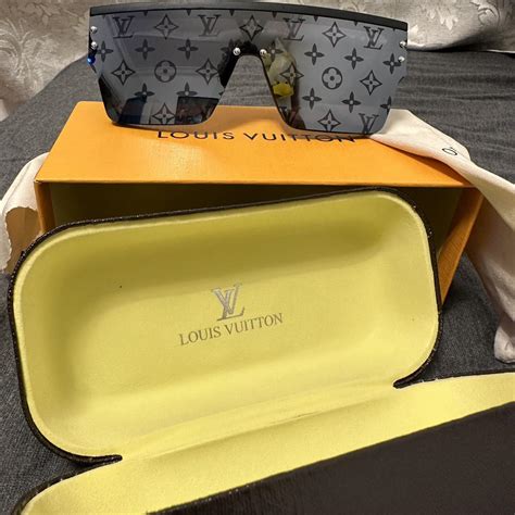 louis vuitton folding sunglasses|louis vuitton sunglasses monogram.